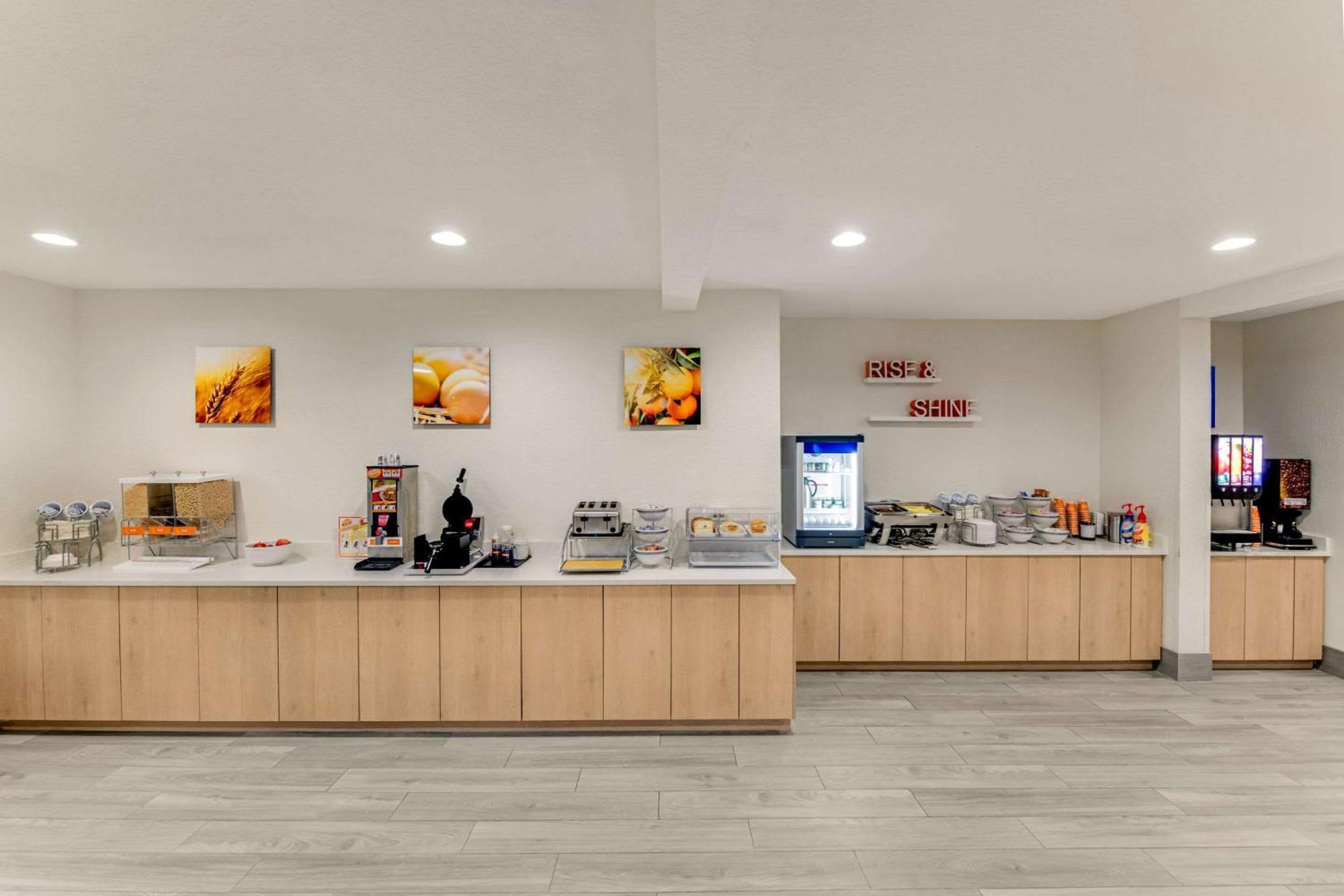 Comfort Inn & Suites Weston - Wausau Zewnętrze zdjęcie
